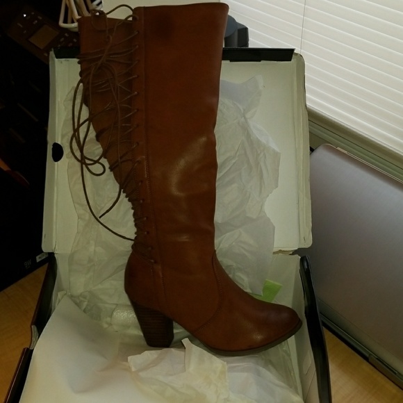 Torrid New in Box CHOCO lace up back tall boots - Picture 1 of 3